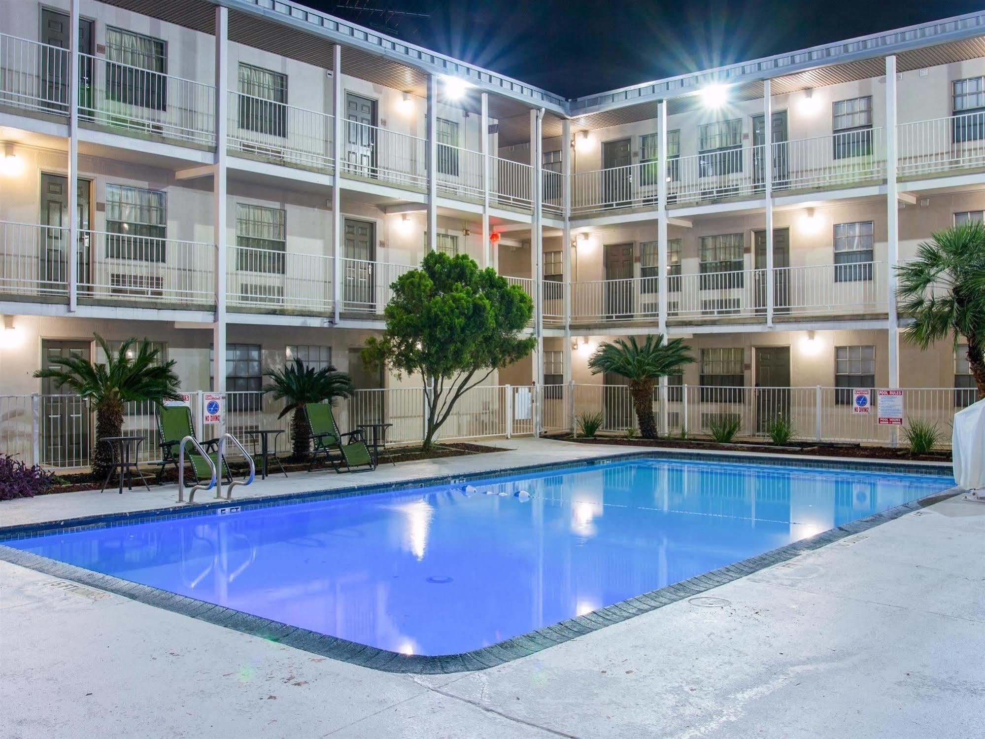 Studio 6-San Antonio, Tx - Lackland Afb Ngoại thất bức ảnh