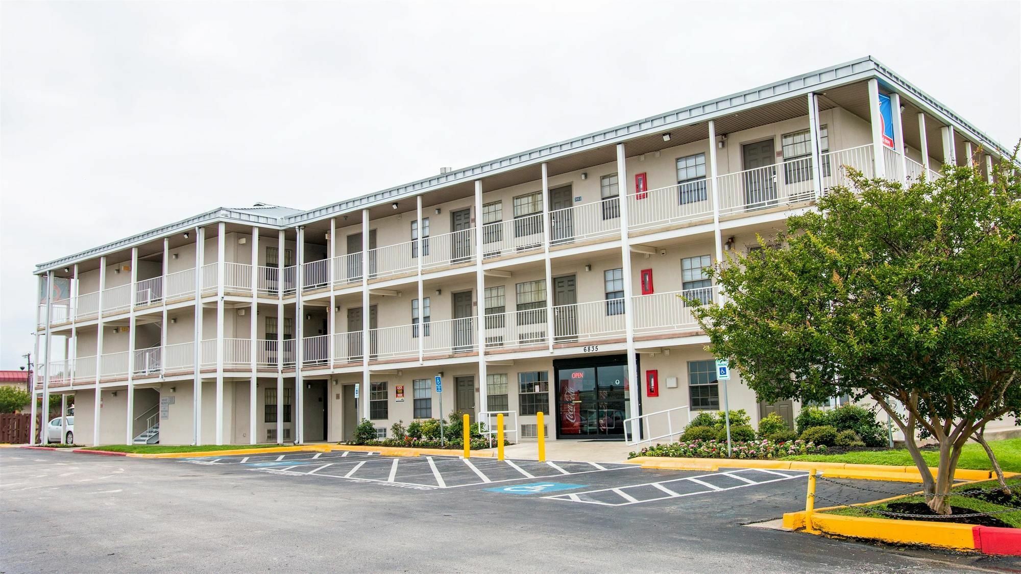 Studio 6-San Antonio, Tx - Lackland Afb Ngoại thất bức ảnh